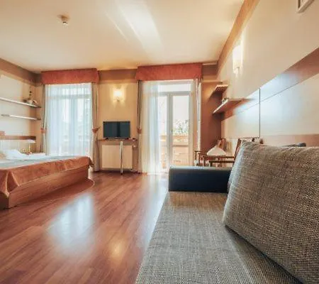Dorottya 3*